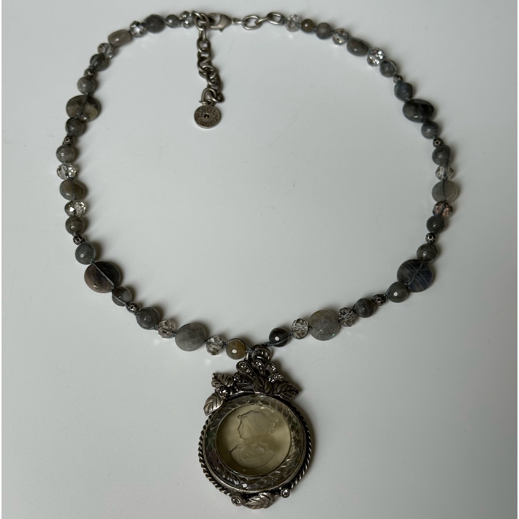 Sweet Romance Intaglio And Crystal Necklace